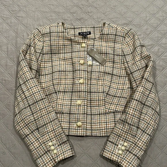 J.Crew Louisa lady jacket in plaid English wool. - Picture 3 of 12